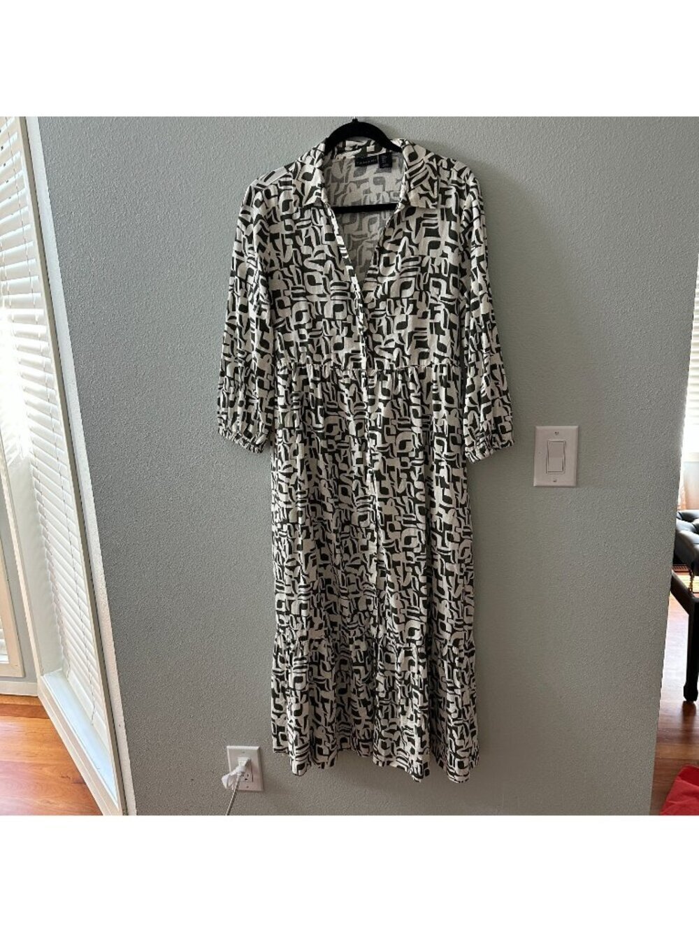 T Tahari Linen Blend Boho Tiered Midi Dress Women's SMALL Vacation Resortwear